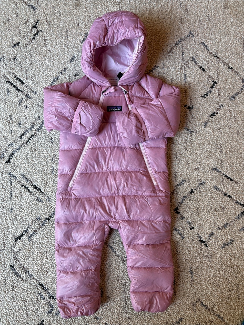 Patagonia Pink Kids Puff Bunting - Insulated Hooded One-Piece 6-12 m EUC
